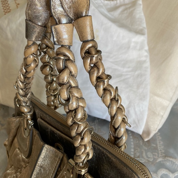 Chloe Heloise Large Lambskin Bag - Picture 10 of 14